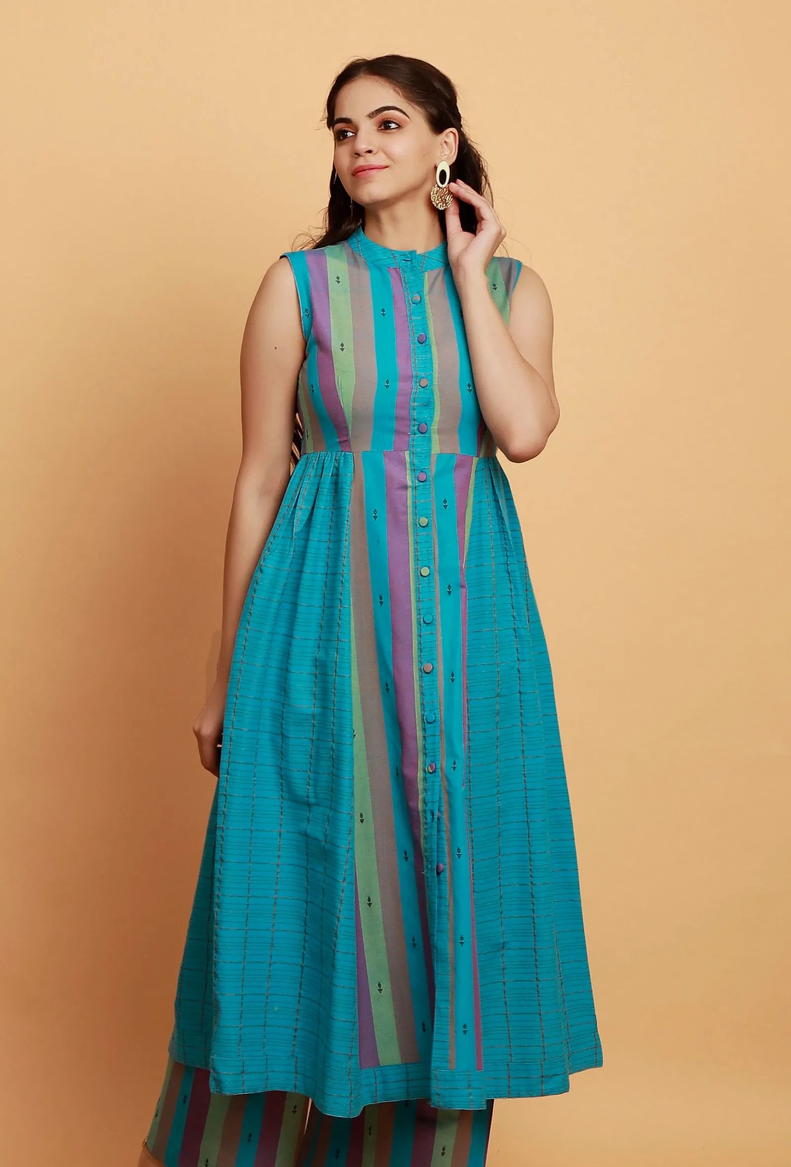 Blue Multicolor Flared Sleeveless Woven Kurta