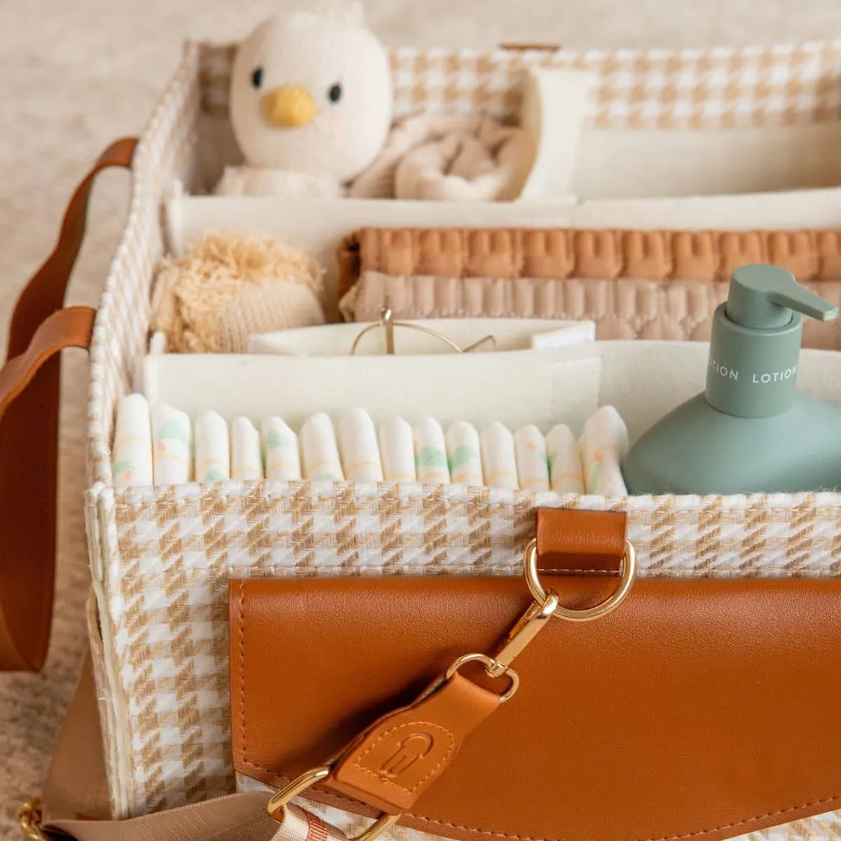 Bunnie Caddie Deluxe Nappy Organiser - Houndstooth Tan