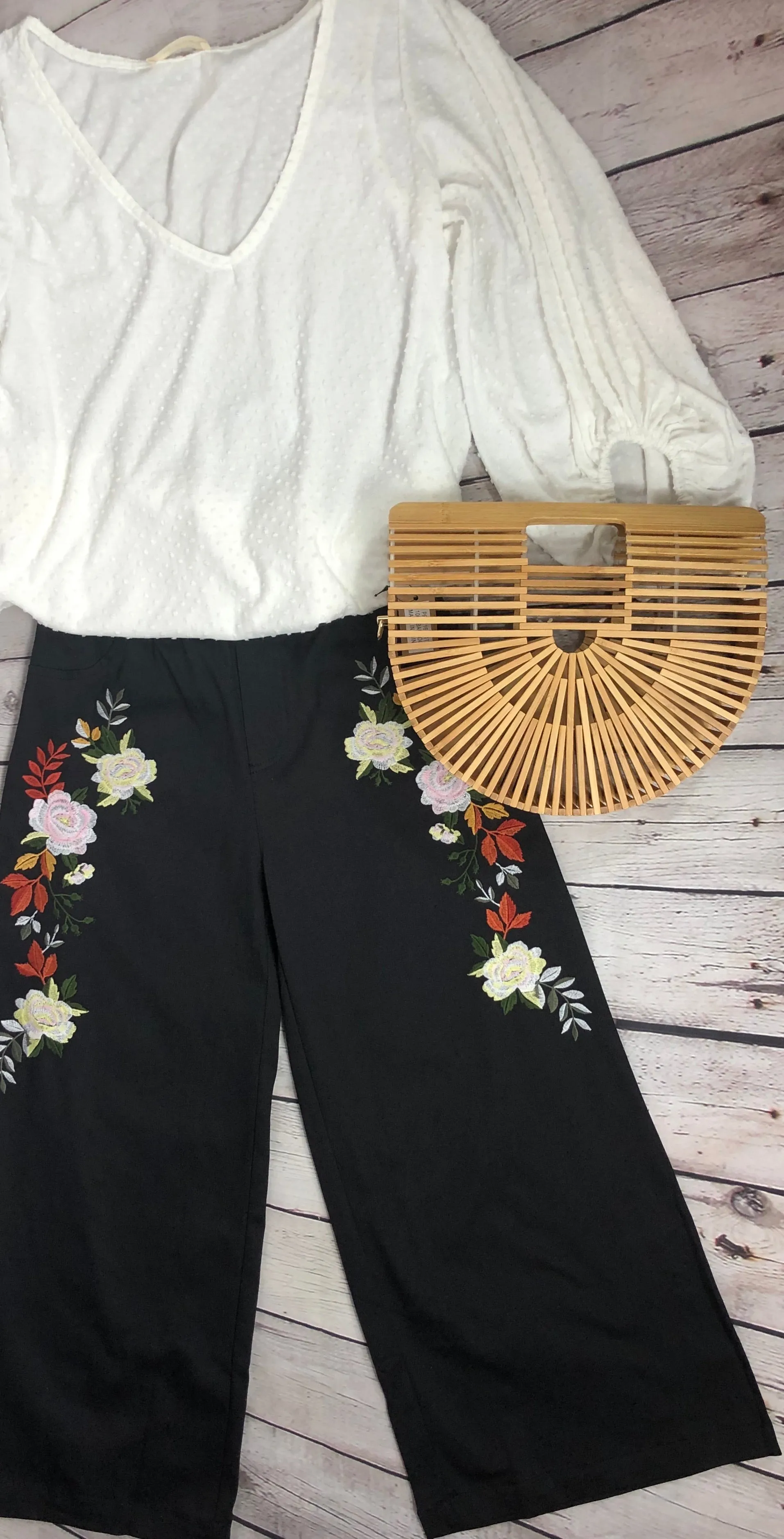 Floral Presley Capri Pants