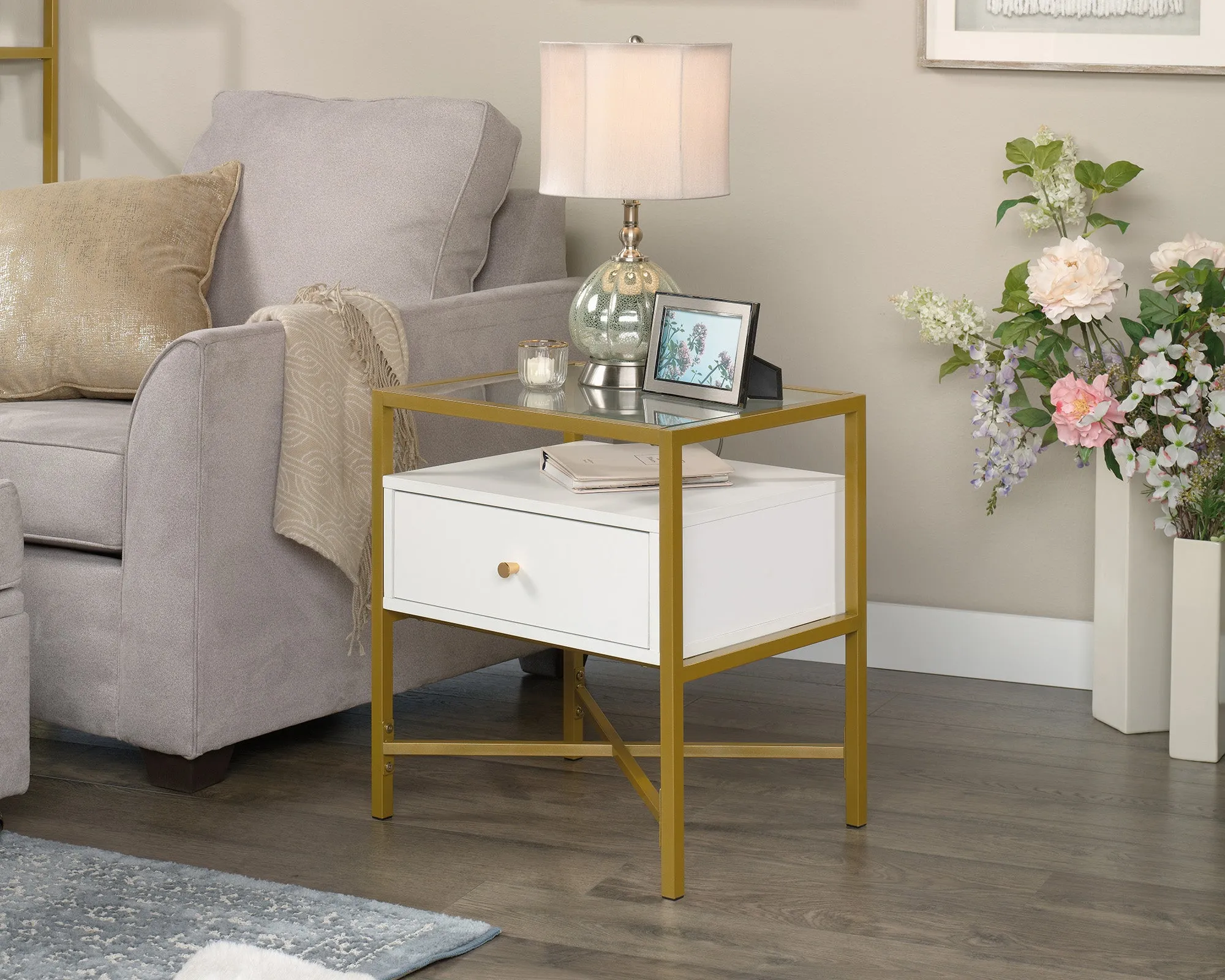 Harper Heights End Table White 3a