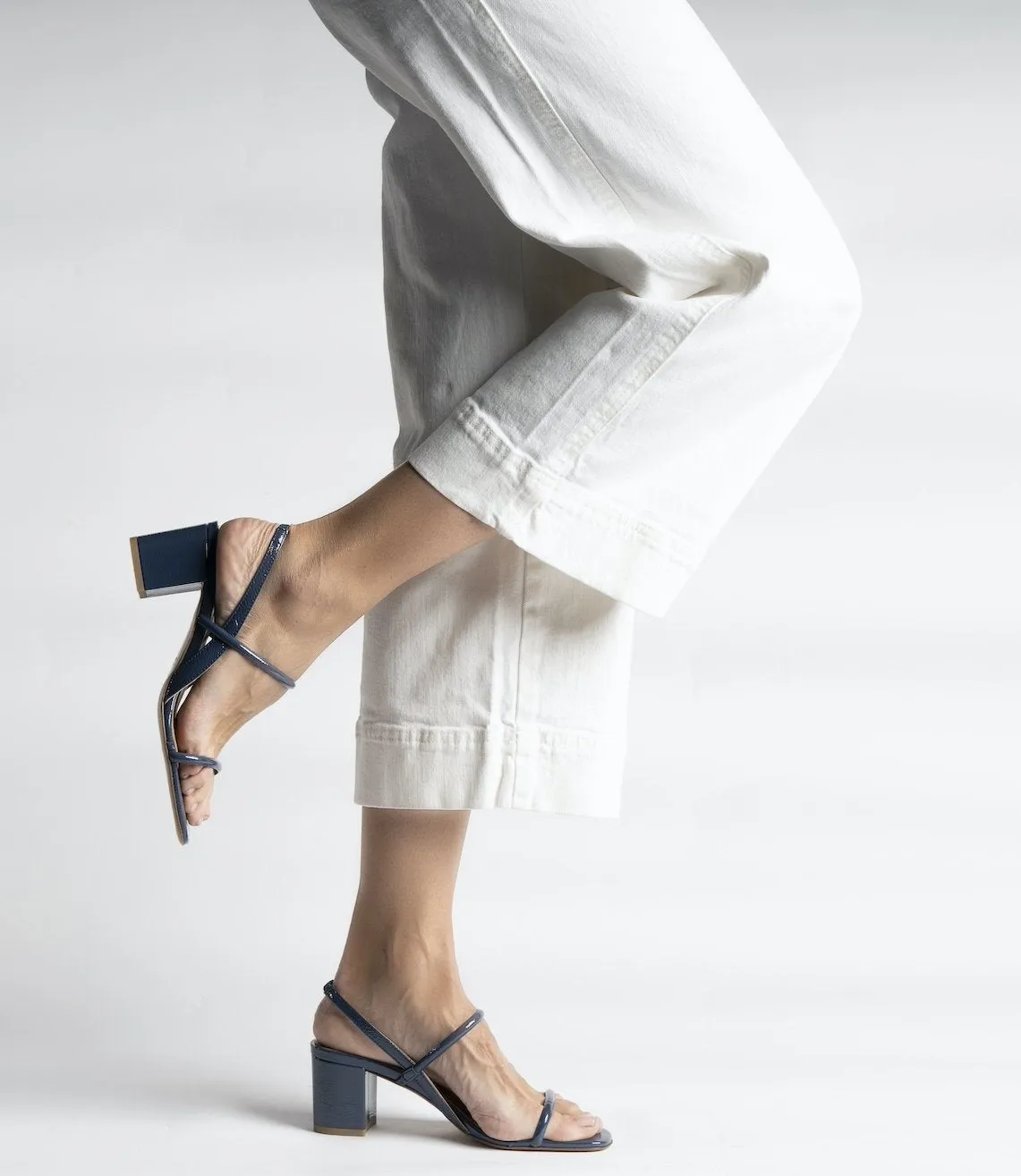 Iside Navy Naplack Leather Sandals