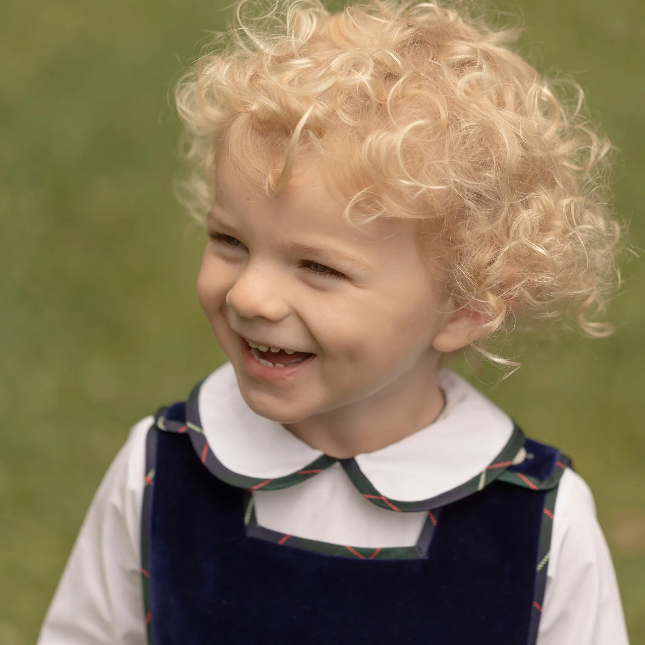 Long Sleeve Henry Peter Pan in Classic White with Tenley Tartan Trim