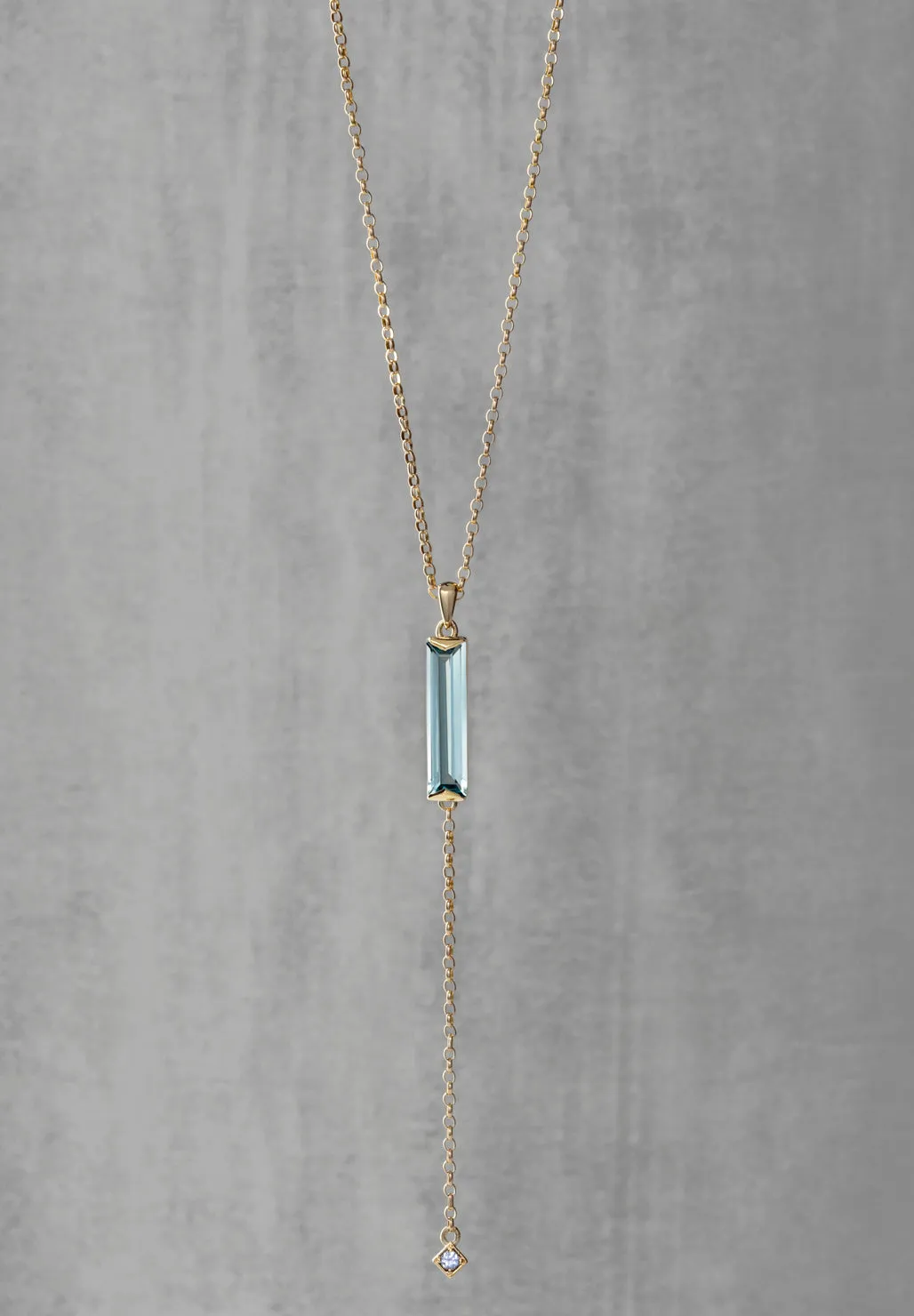 Pendulum Necklace - Sky blue topaz & blue sapphire