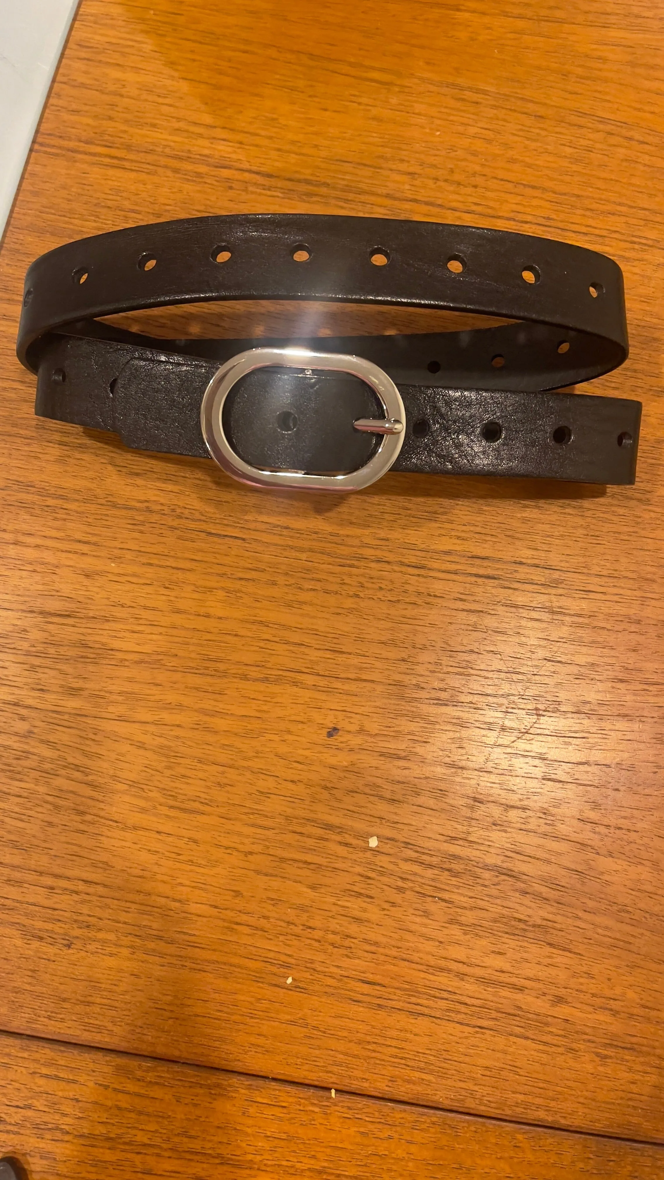 THIN SMALL OVAL BUCKLE LEATHER BROWN BELT