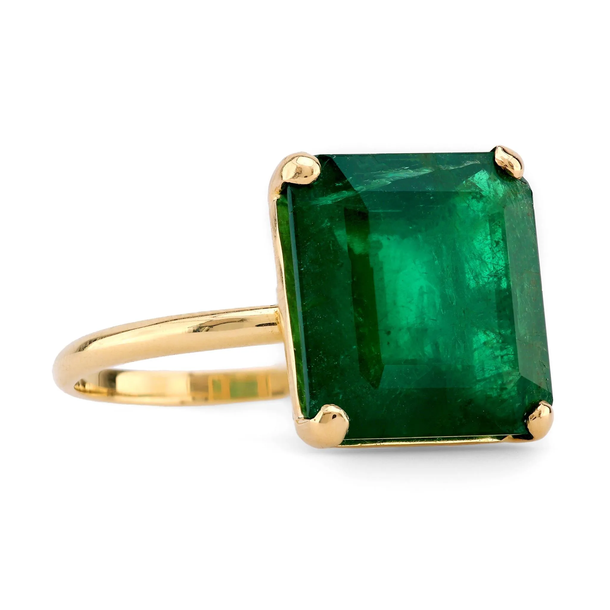 Vintage 8.89 Carat Emerald 18K Yellow Gold Cocktail Ring